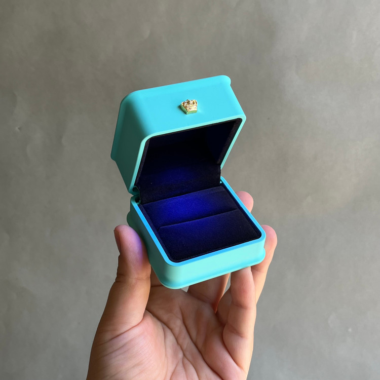 جعبه انگشتری چراغدار مناسب حلقه