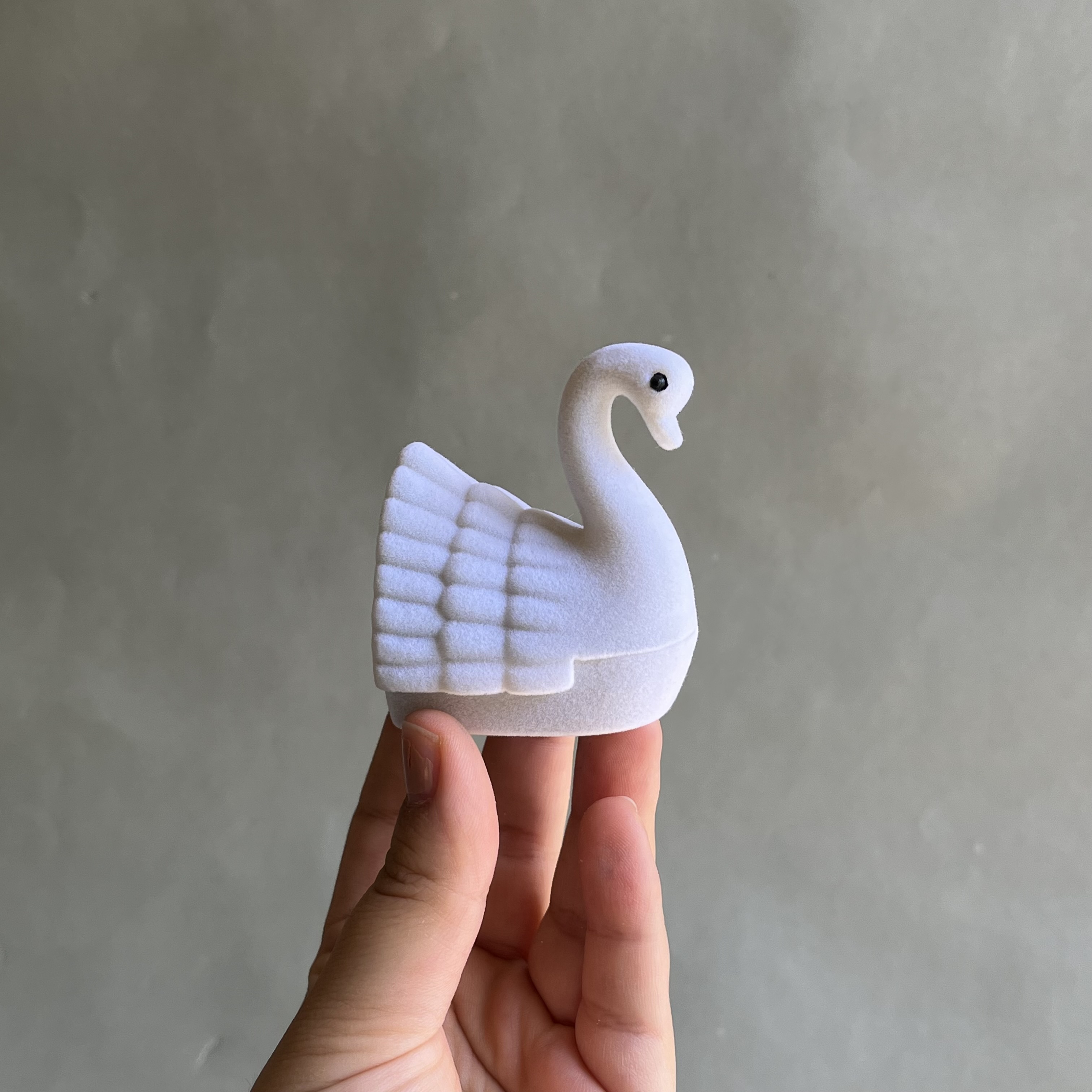 جعبه انگشتری قو